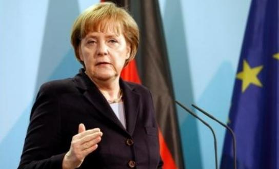 默克尔是德国的罪人吗？这么说吧，默克尔最大的罪过，就是让德国人吃饱喝足了16年，