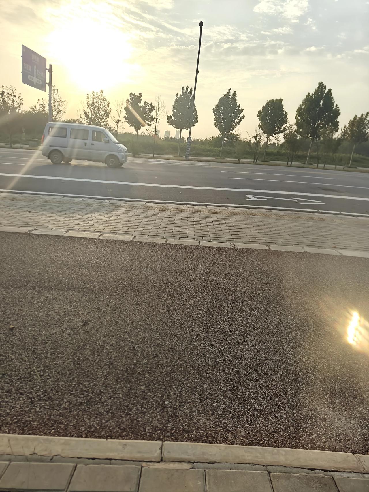 1、烂在肚子里也不能透露的十件事：一、家庭内部的纷争。二、自己身上的缺点或不良习