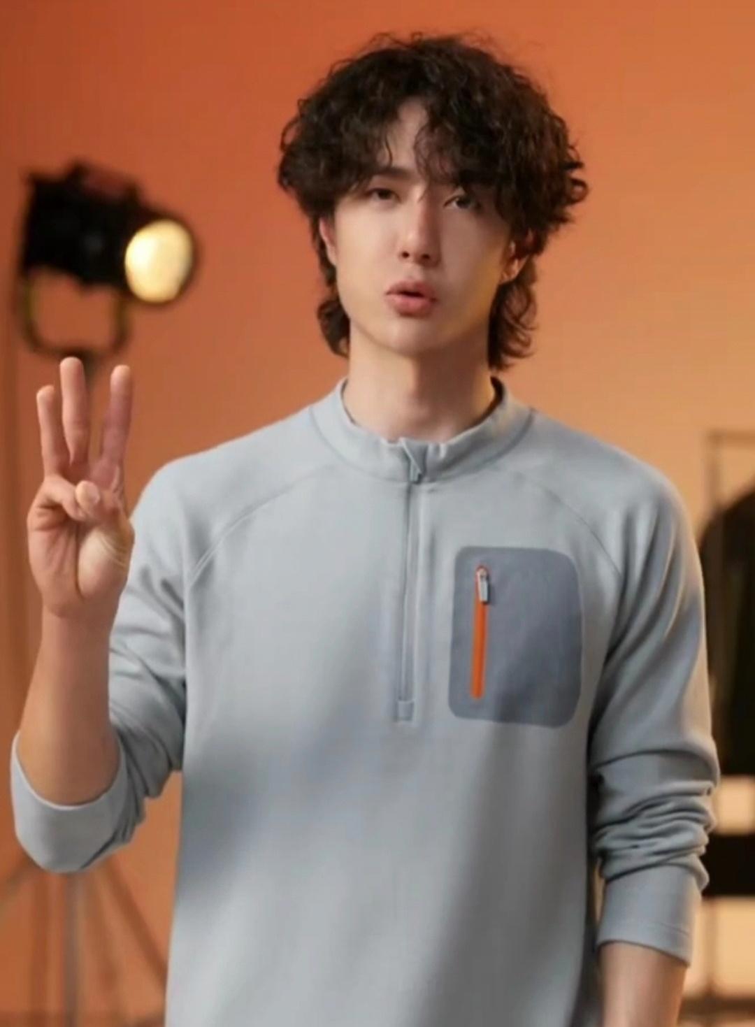 博君一肖真服了，一模一样啊[跪了][跪了][跪了]​​​