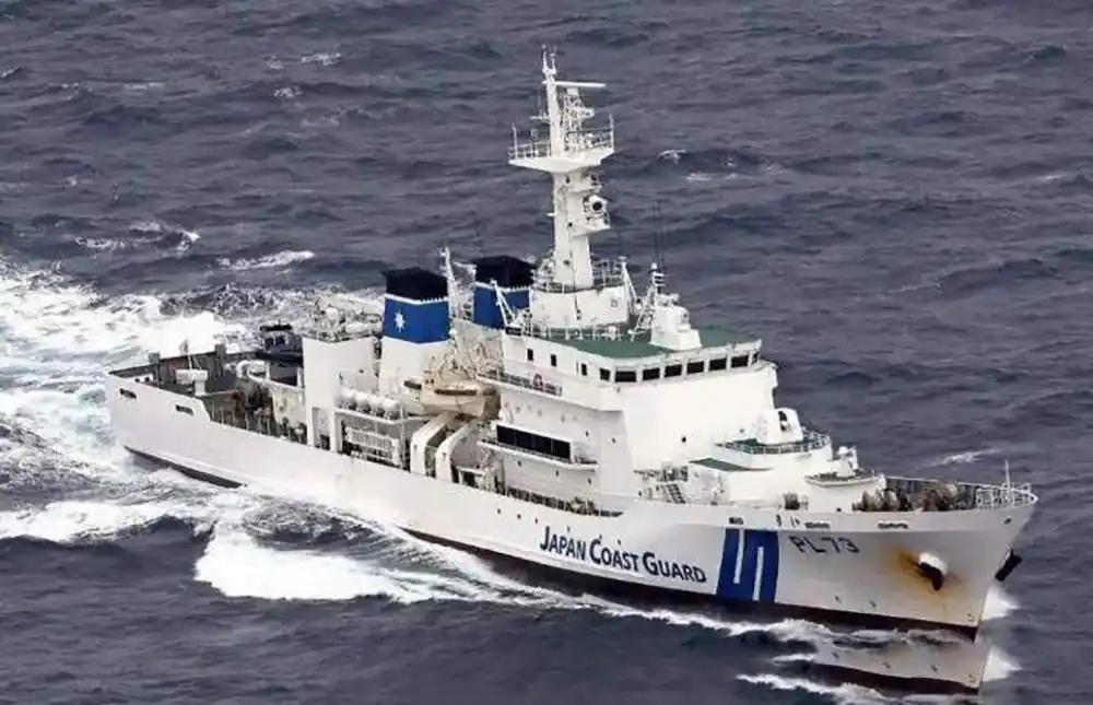 报钓鱼岛一箭之仇？日本巡逻舰横穿台海7月9日，台湾海峡来了位不速之客。日本海