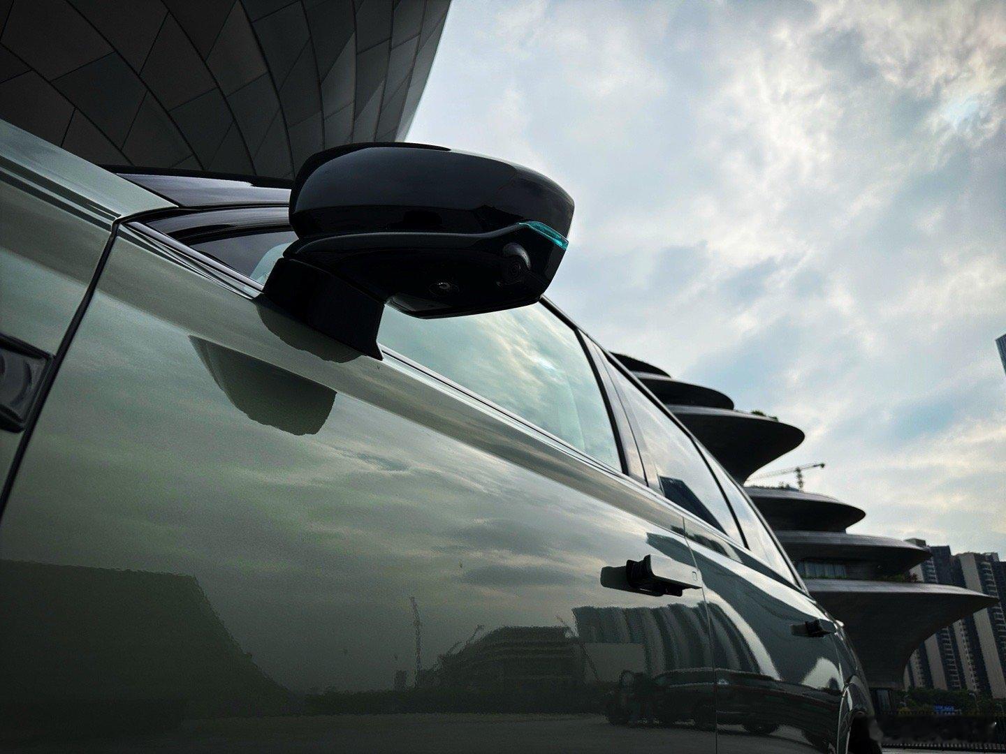 这个小蓝灯有点厉害，继理想和小鹏后，第三个用上VLA辅助驾驶系统的品牌要来了长城