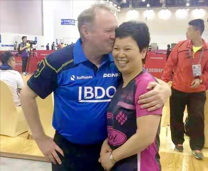 倪奶奶回家了！给她点赞！斯科普里挑战赛，卢森堡62岁的老将倪夏莲报了三项，单打和