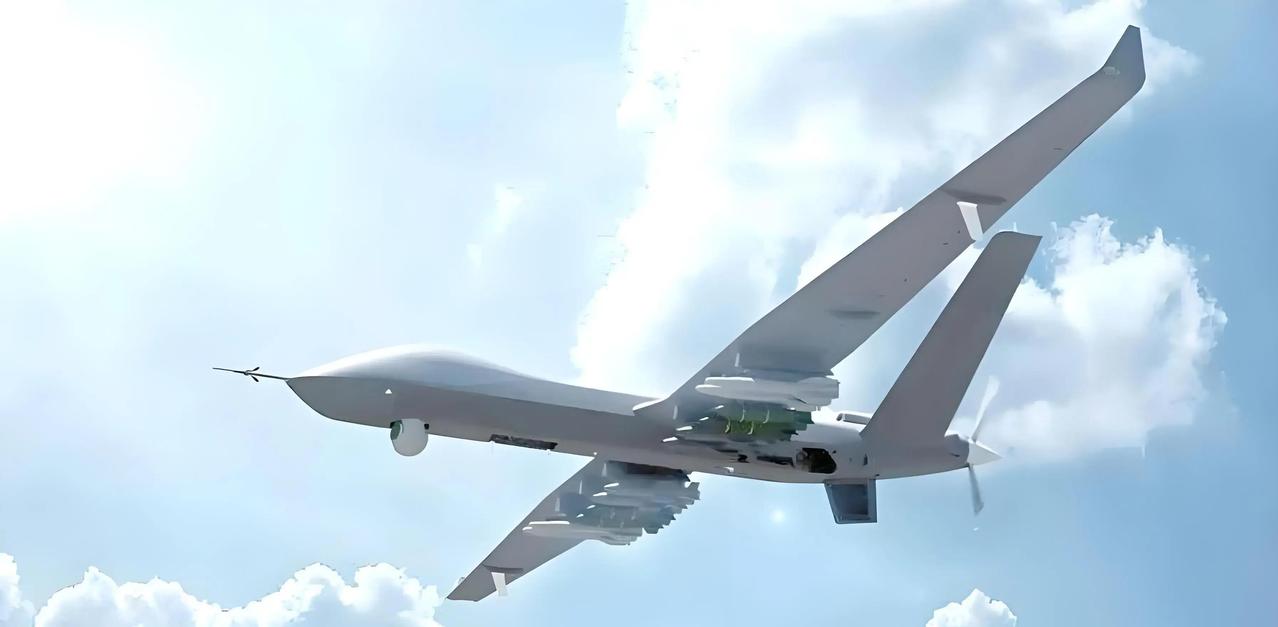 沙特阿拉伯最近官宣，他们装备的中国翼龙-2无人机，已经在真实战场上飞了5000小