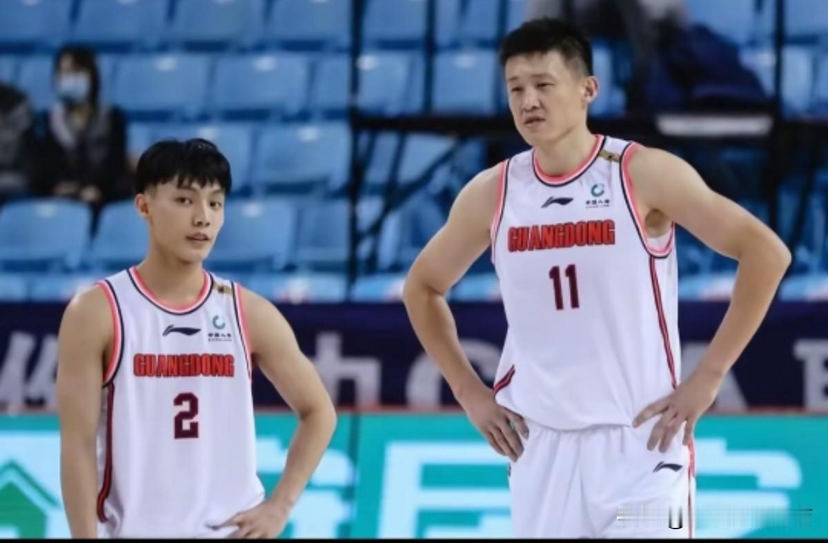“有病乱投医”有时候也是对的，CBA季前赛马上开始，广东队仅剩一名外援，从目前