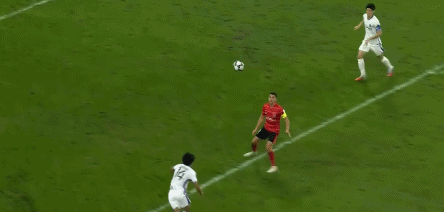 亚冠精英联赛第5轮，成都蓉城主场1比1战平广岛三箭，各项赛事遭遇6场不胜。周定洋