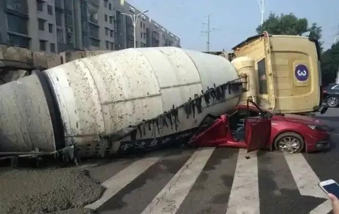 富源6死事故沉思：唯有求真，才能守住安全底线早上8点多，7月11日，富源县老