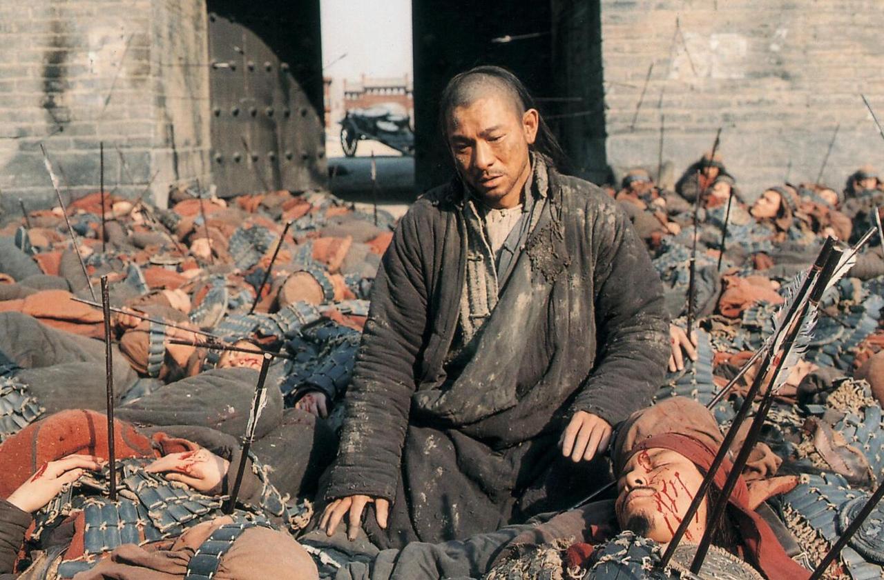 年少时读不懂曾国藩，认为他就是一个读书人，压根不懂打仗，阅历多了才明白，曾国藩是