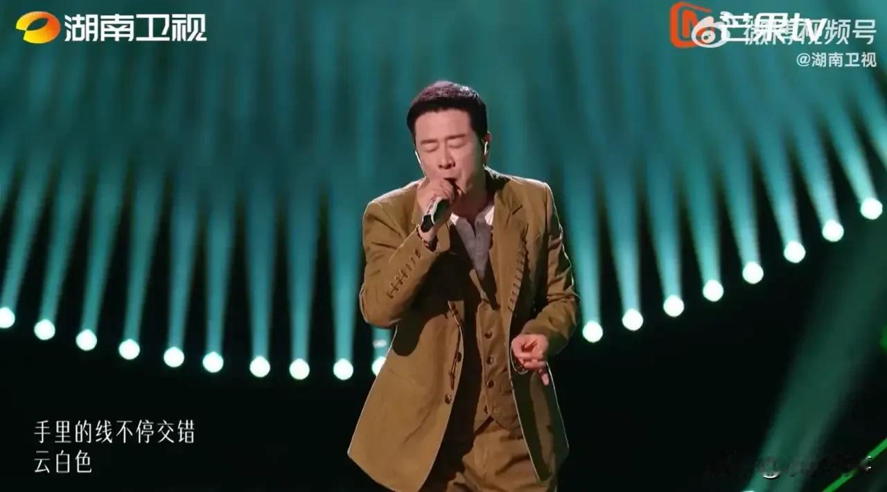 人活到一定岁数，千万别随便瞎折腾！53岁的杨坤就是活生生的例子，亲手消耗掉自
