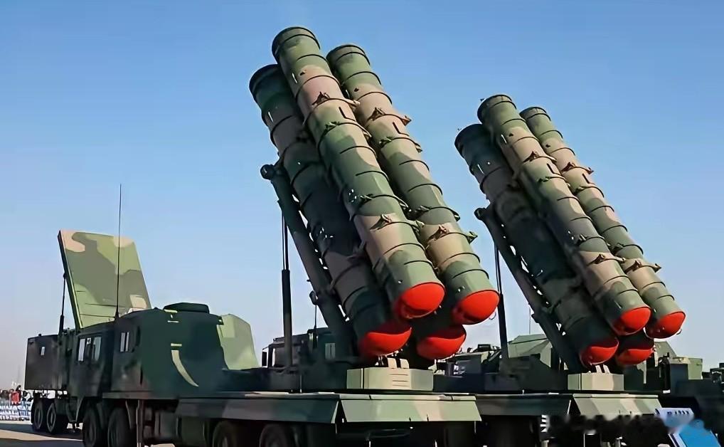 一会儿波兰也卡一下，一会儿荷兰敲一下，再一会儿小日本也挑衅一下，轮到美国直接开抢