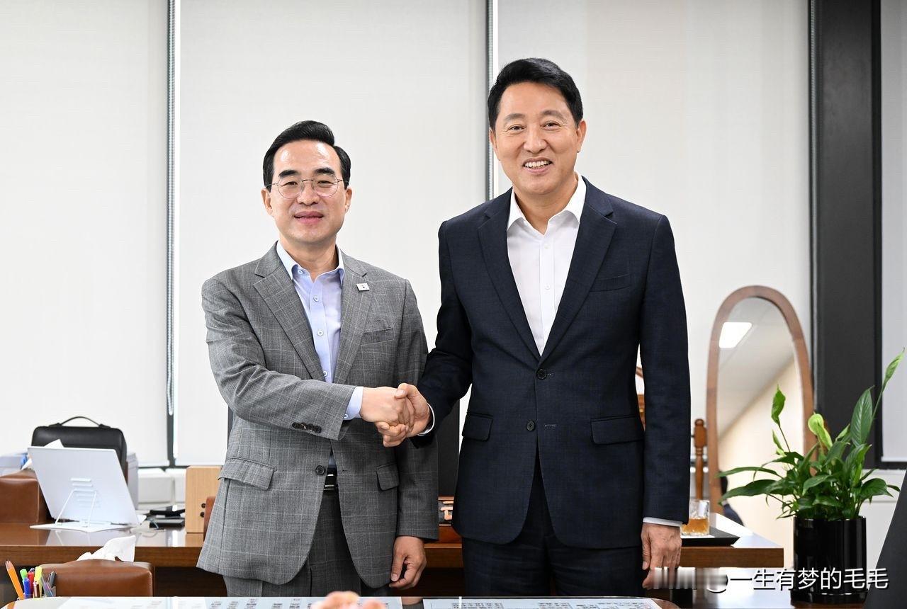 7月24日，刚遭遇一审有罪判决、深陷政坛危机的韩国首尔市长吴世勋，丝毫没有示弱退