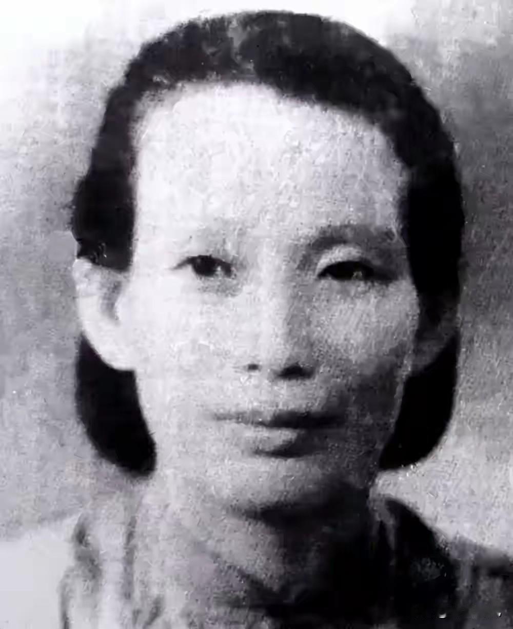 1949年毛主席接见妇女代表，见到一位后突然变脸：你竟然还活着？1949年