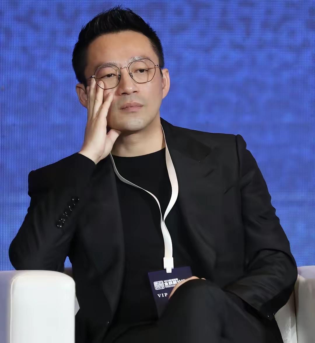 我发现汪小菲身上的一个玄学他找的女人对他都不太好张雨绮扇他耳光大s把他当家