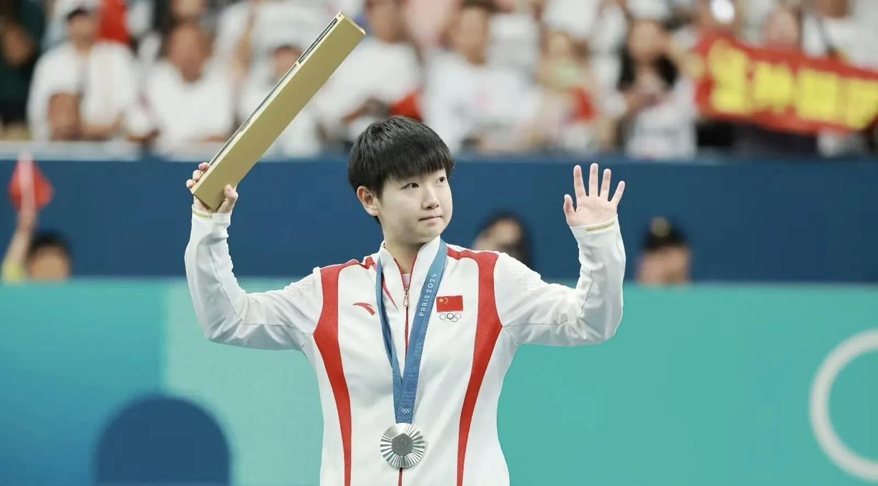国际奥委会主席巴赫对莎莎称赞和喜欢有佳，他对莎莎的评价我有一点不懂，先看评价：“
