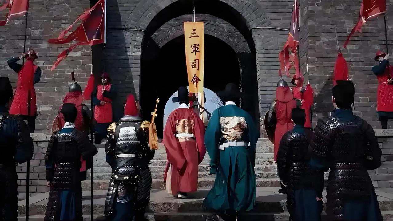 清修明史用了美化加删改的手段。清修明史美化了朱家，把很多锅甩给臣子和司礼监。这里