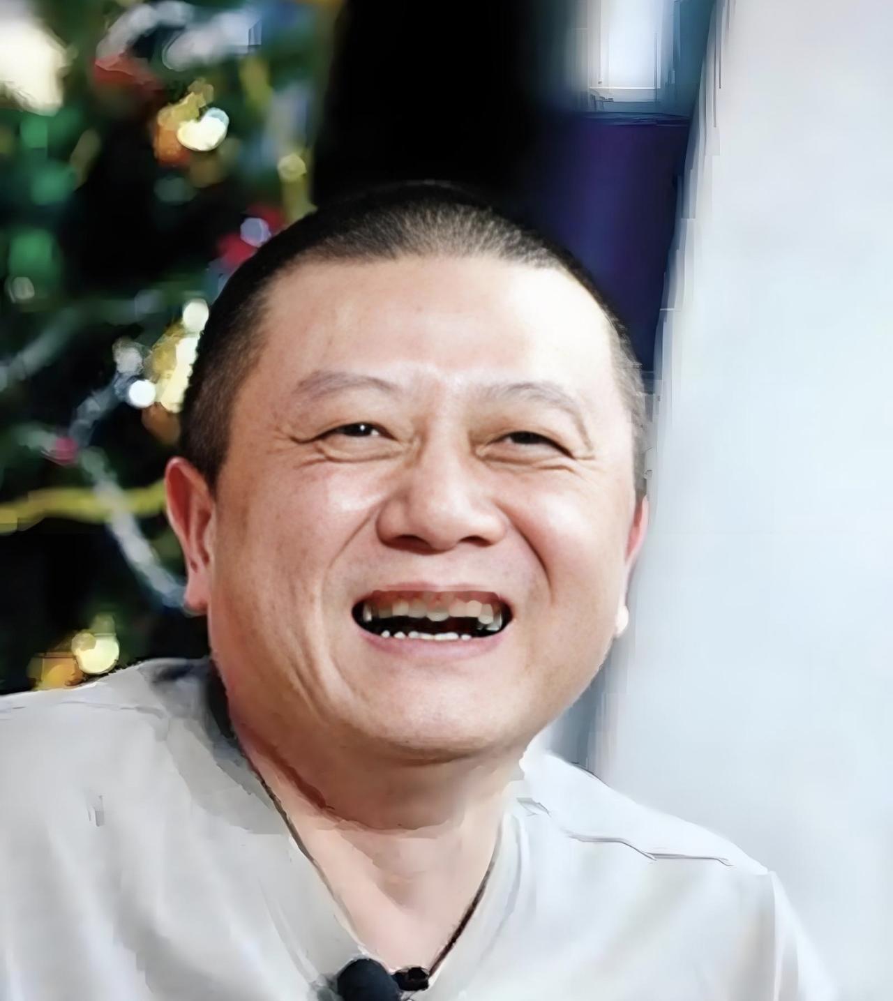 哈哈哈哈哈，一个也跑不了，王朔也被打脸了！当初替美国吹：民间两亿“真理”，政府不