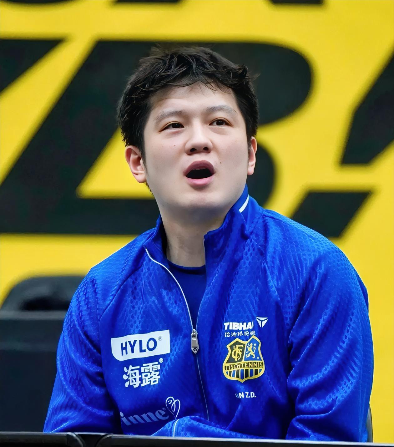 看了樊振东在德国的这番际遇，才明白什么叫“降维打击”。德国人的规矩，那是出了