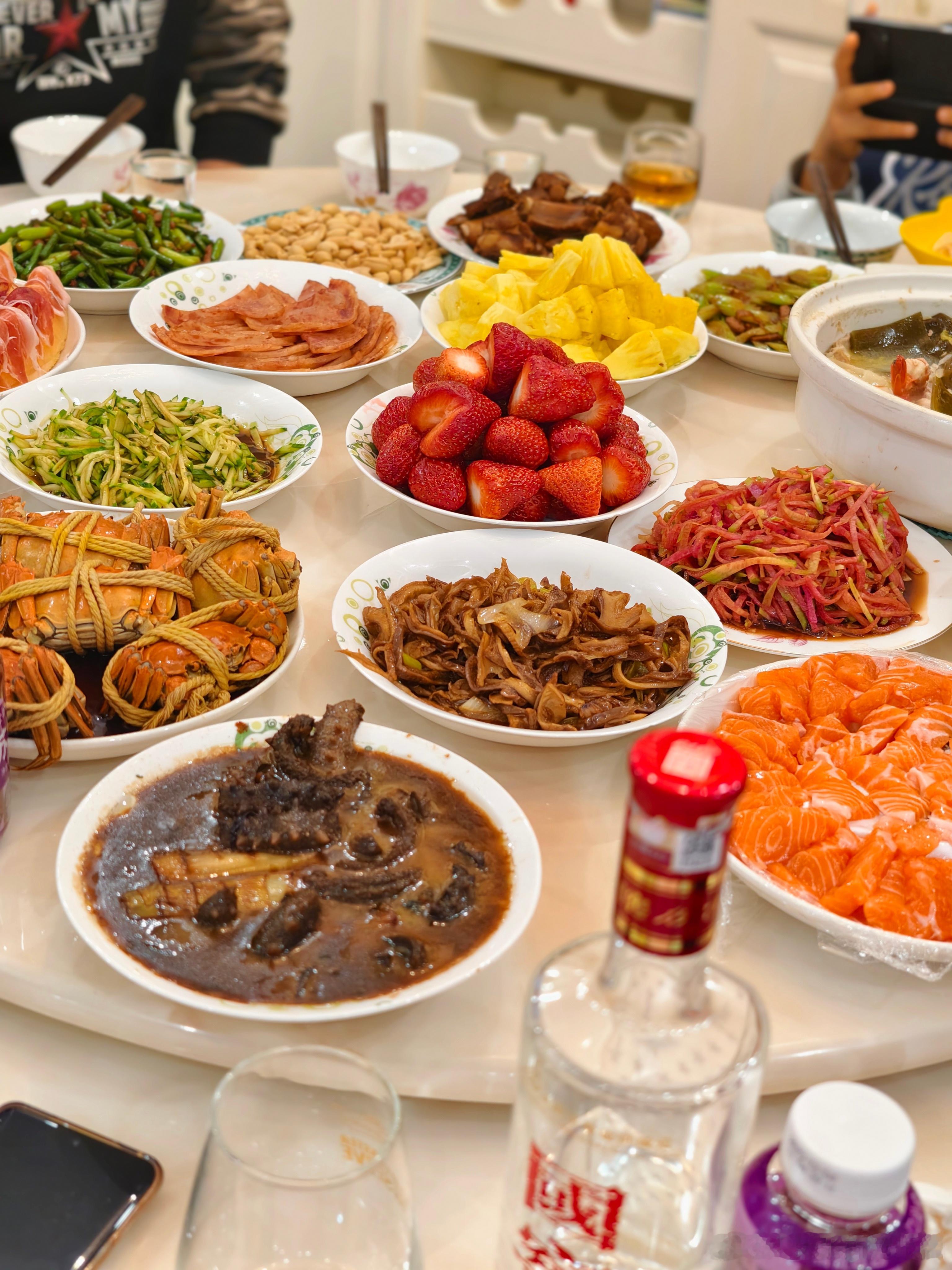 年夜饭在新年马力全开之前，先“马”上吃撑干杯🍻！