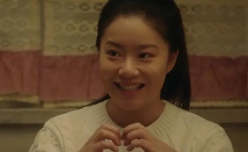 四喜，大倪演的太入道演员王菊，四喜里演大倪。胖胖乎乎，浓妆艳抹，实在，真实。