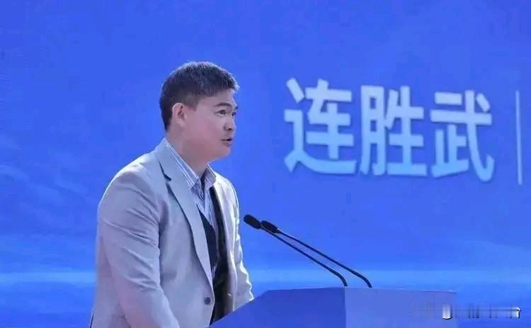 第九名！连胜武一战成名！郑丽文挥出整合重拳，蓝营洗牌大戏才刚拉开帷幕。这不