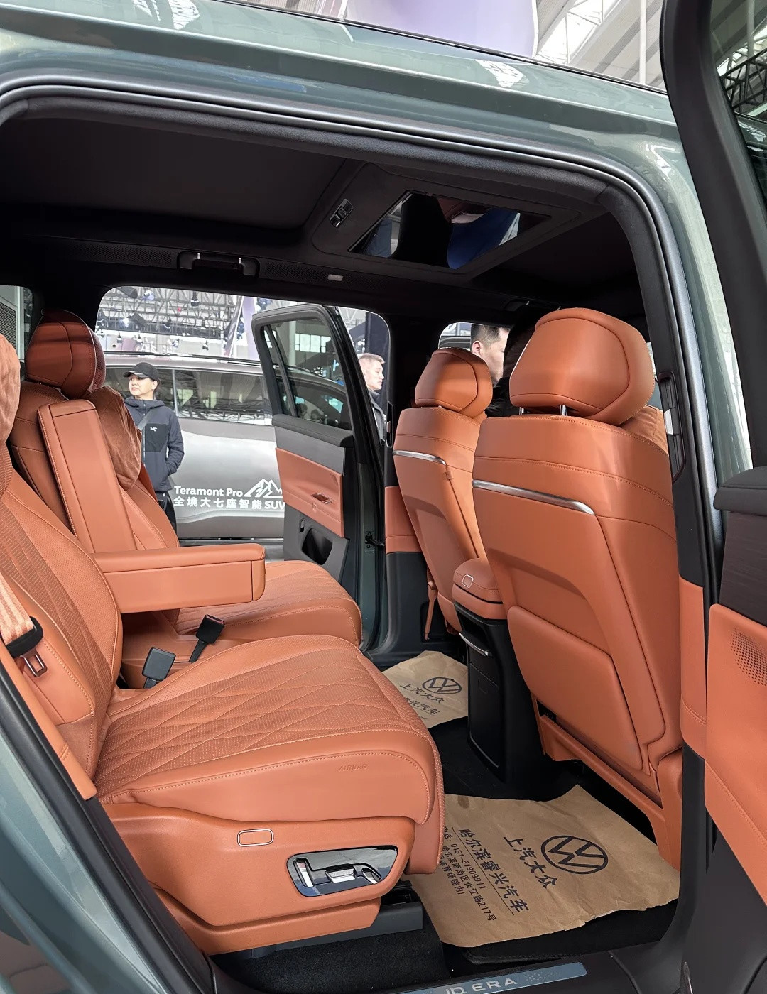 大车也灵活，操控超预期，上汽大众ID.ERA9X实车到店，颠覆大型SUV操控认