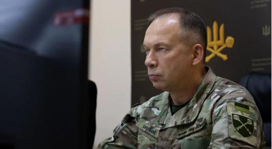 图文：乌军总司令：乌军无人机2月份击中了俄军105000件武器装备乌克兰武装