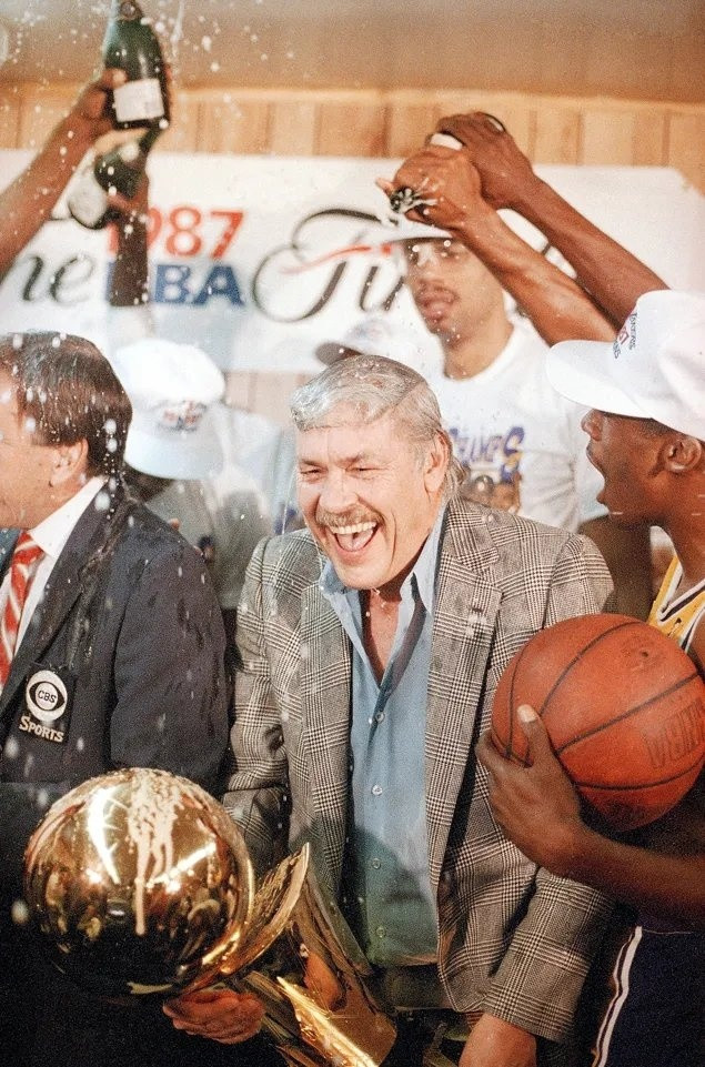 NBA自杰里·巴斯于1979年5月收购洛杉矶湖人队以来，湖人队取得了以下成就：?