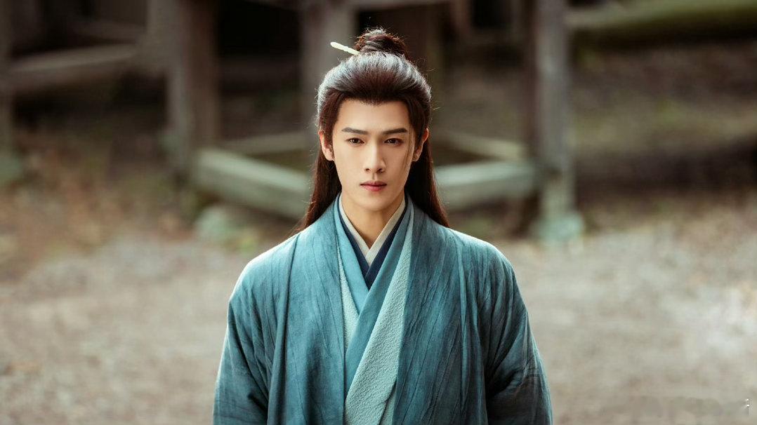 李昀锐诸葛玥冷脸把控全局诸葛玥站在高处看着燕洵的那几秒，眼神里没有恨意也没有快