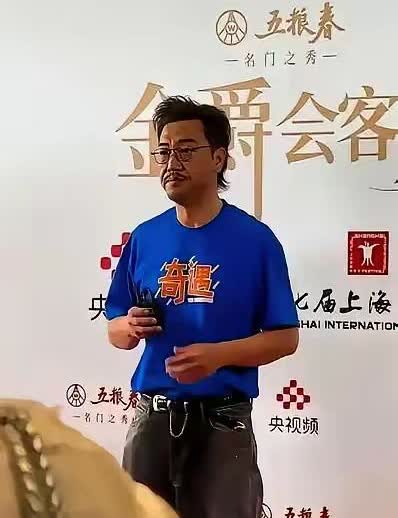 脸挂不住肉，具像化了娱乐圈所有的胖子都瘦了而且一个比一个瘦的快你一年