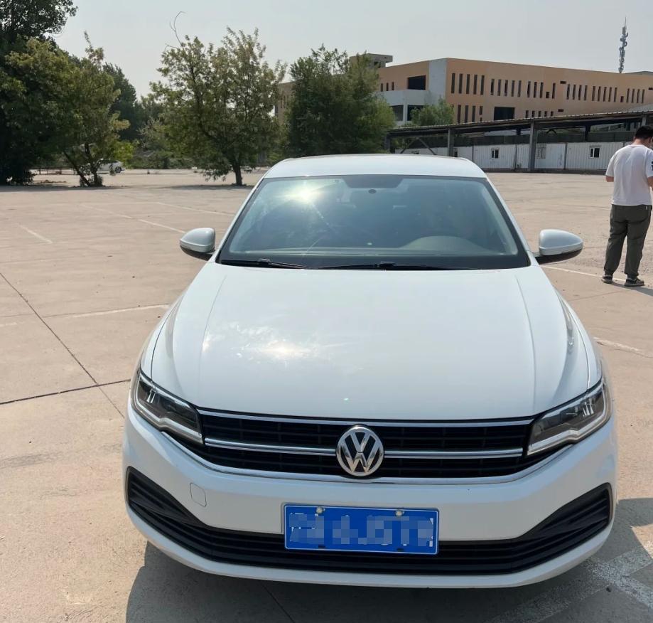 我的二手车真实用车体验：有惊有喜的旅程去年年初，我怀揣着5万元预算，一心想添置