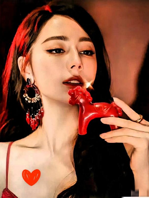 整个内娱我最搞不懂的人！就是热巴了！明明自己已经是顶流了，为什么会被自己工