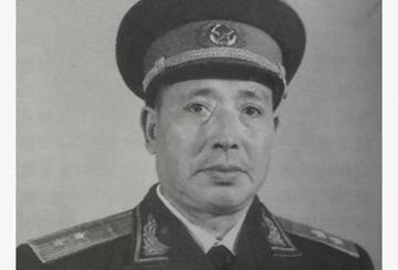 1955年1月，徐副部长悄悄将自己的名字改至中将名单之中，然而，令人意想不