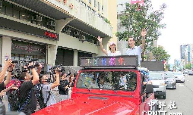 事业版图横跨两岸的和硕科技董事长童子贤21日表态，支持在花莲的“罢免傅崐萁”活动