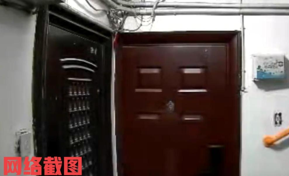 北京有女子家的智能锁给陌生人刷开。这里让女子没有想到的事，陌生人还接连几次来