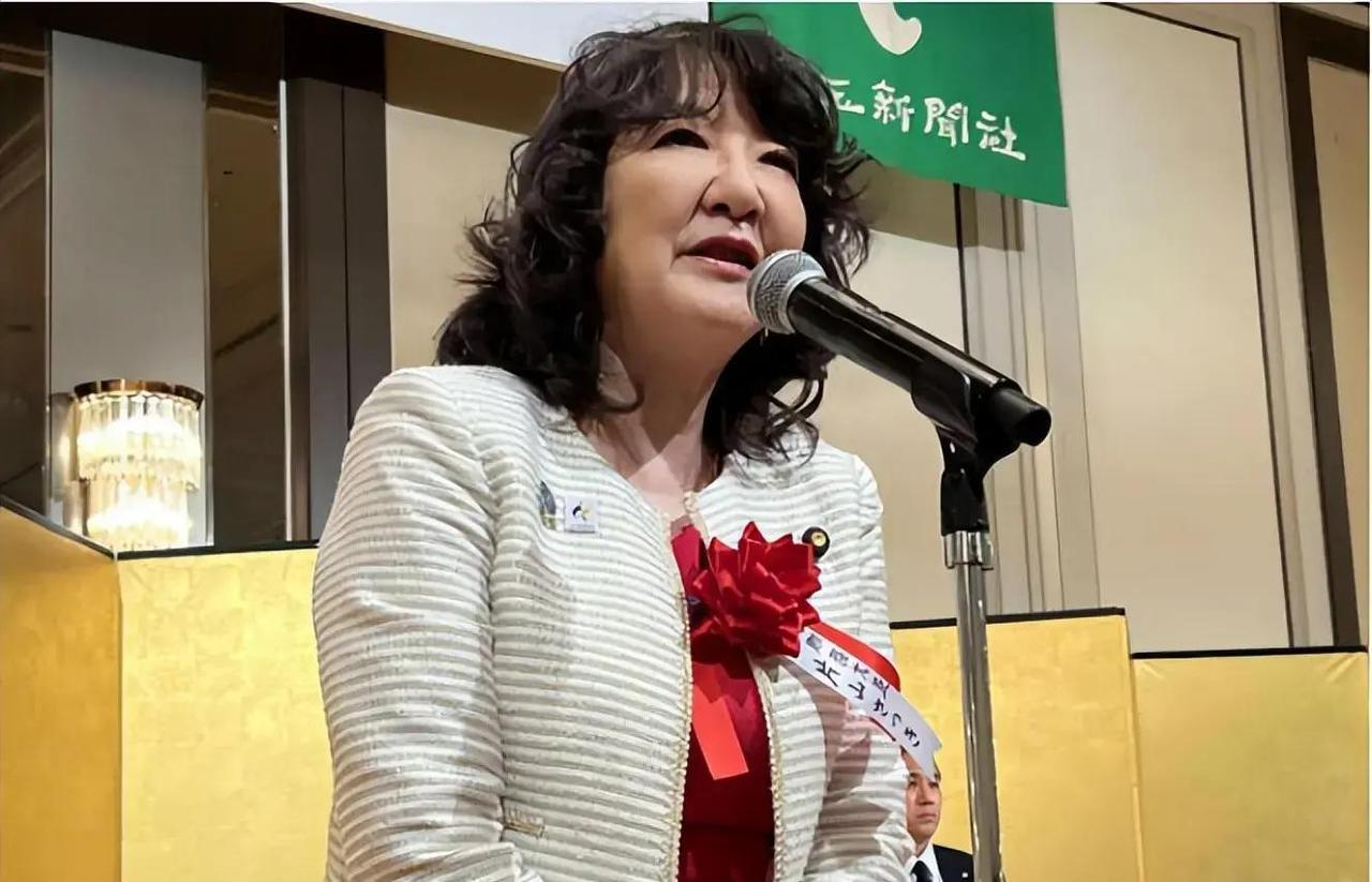 日本宣布了！1月10日，日本财务大臣片山皋月在出访美国前接受采访，放话要和美国