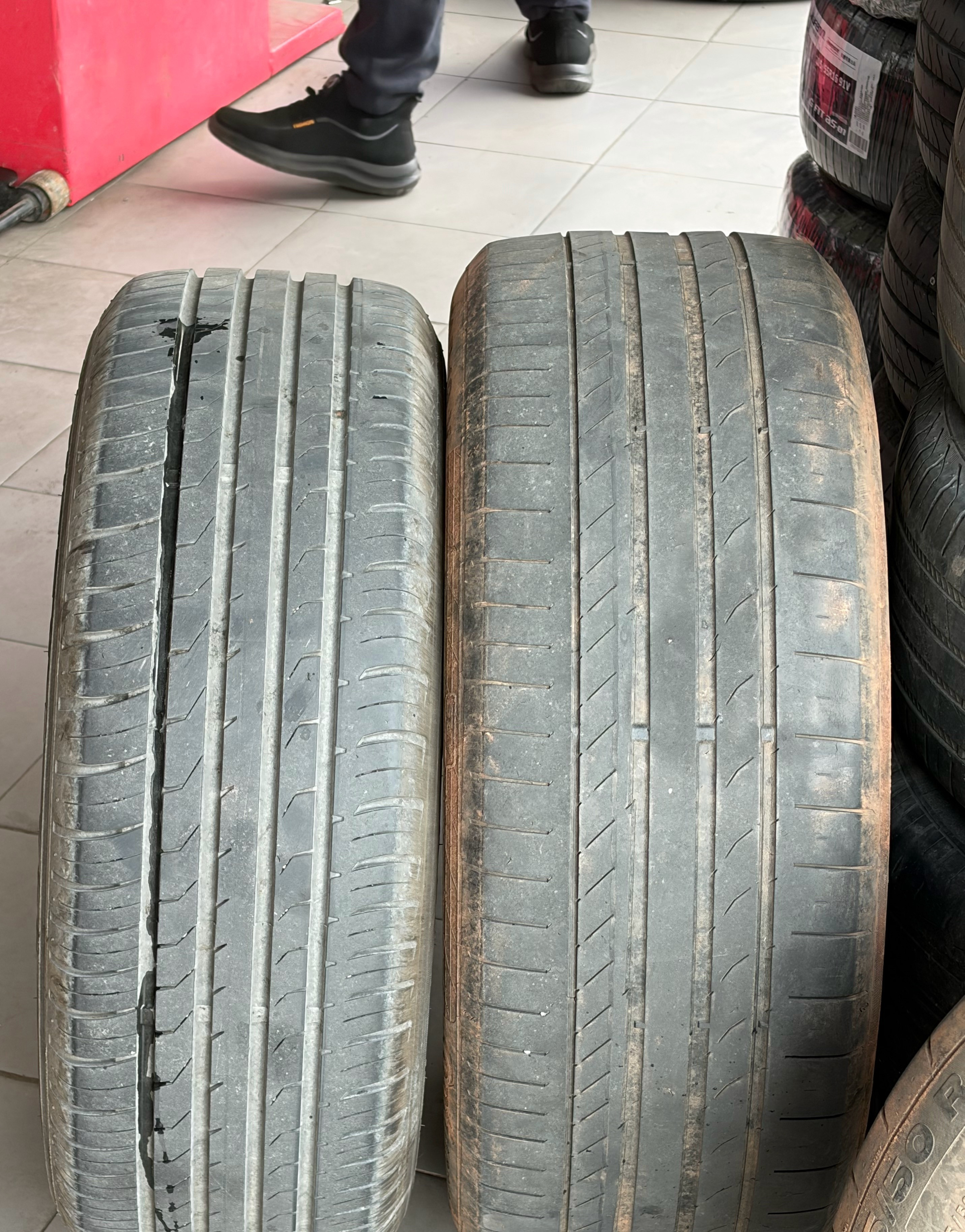 猜猜这是多宽的轮胎？拆下来看着真宽啊