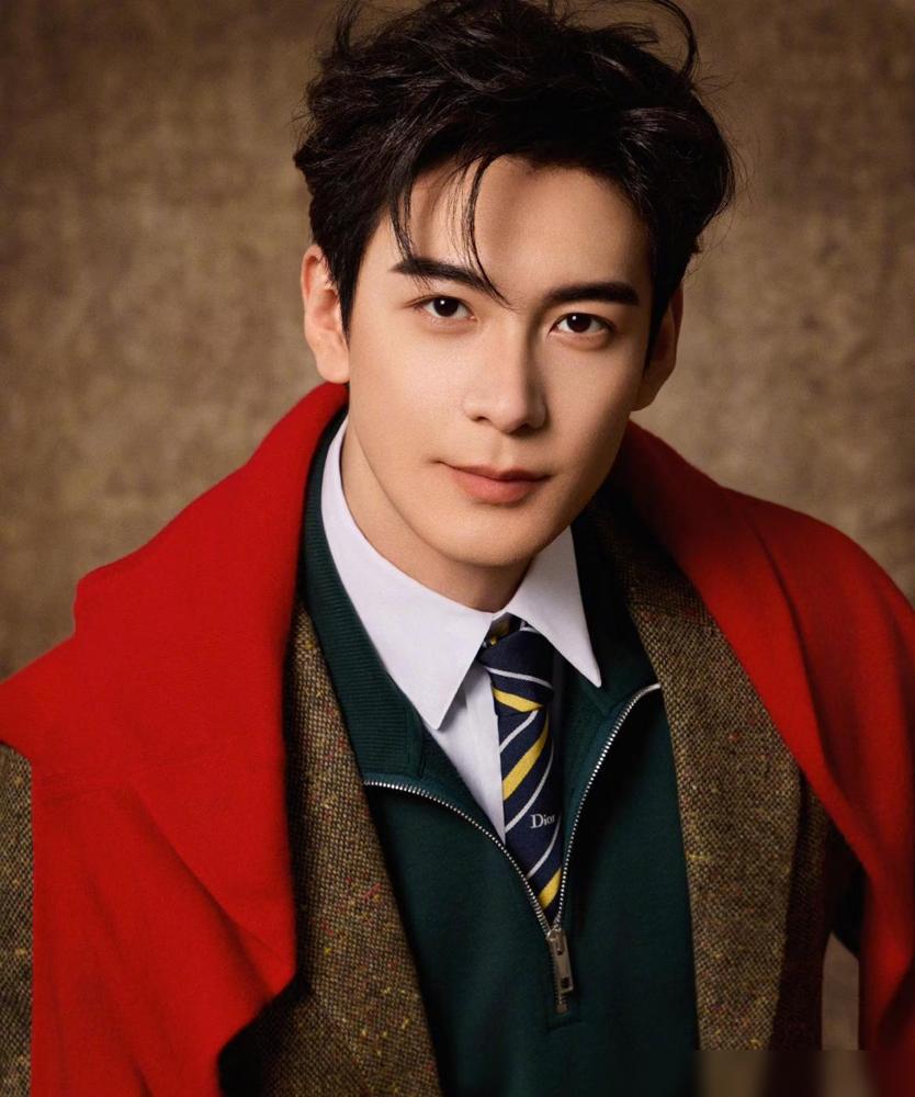 陈星旭的轧戏还没播完突然的喜欢，也要上线不过他还是太难过了，剧大爆，而火