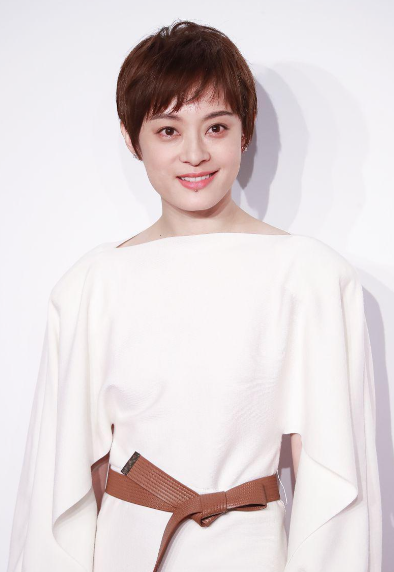 这个世界上恐怕搞不懂的人就是孙俪了，明明已经儿女双全，财富自由了，还是那么拼命！