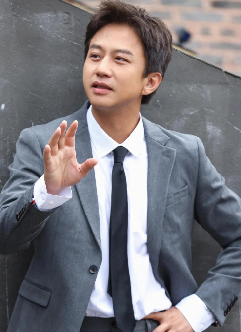 我从来不管邓超这才是婚姻里蕞狠的活法昨天儿子突然冒出一句：“妈妈，你和爸爸很久