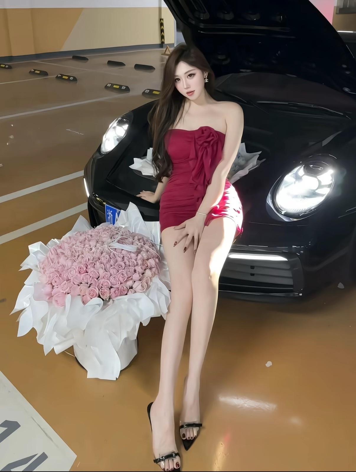 保时捷的大灯是好看​​​