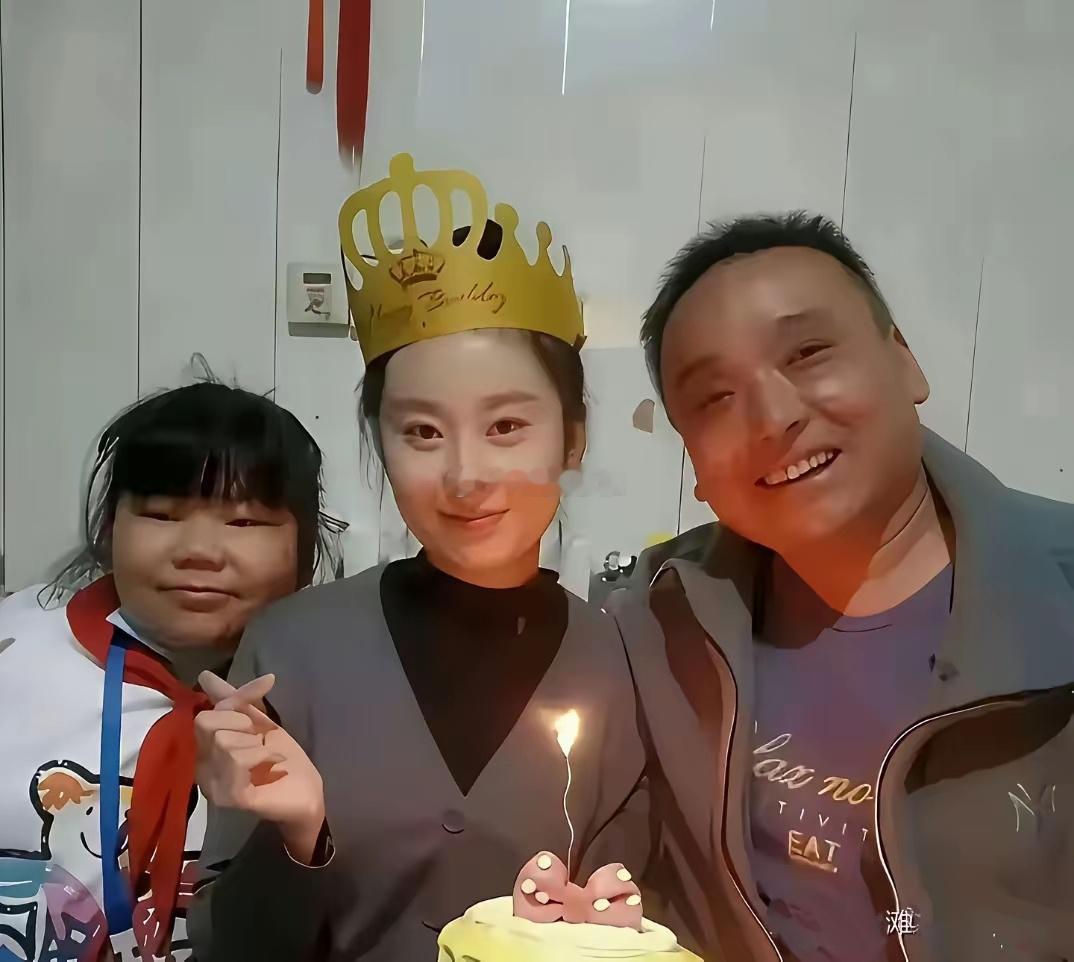 这是她亲妈？到底发生了什么！​​​
