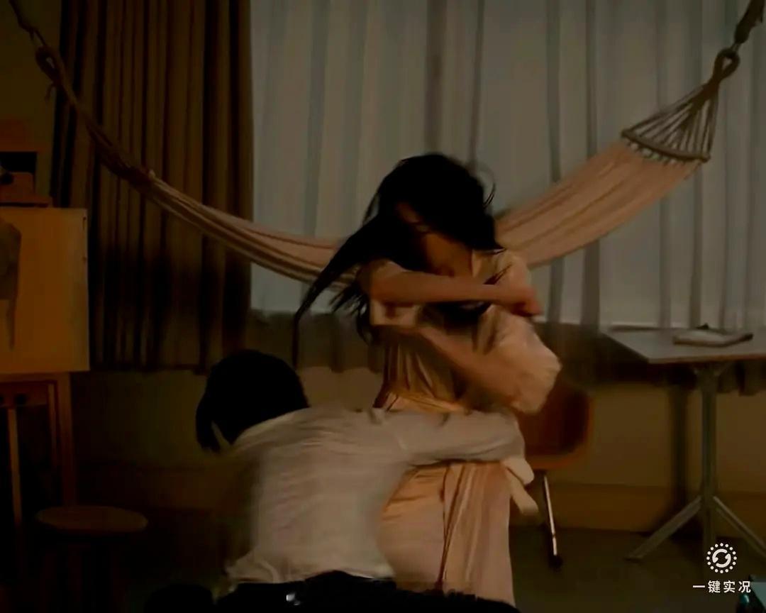 一时分不清枭起青壤这段男女主的打戏是不是床戏…