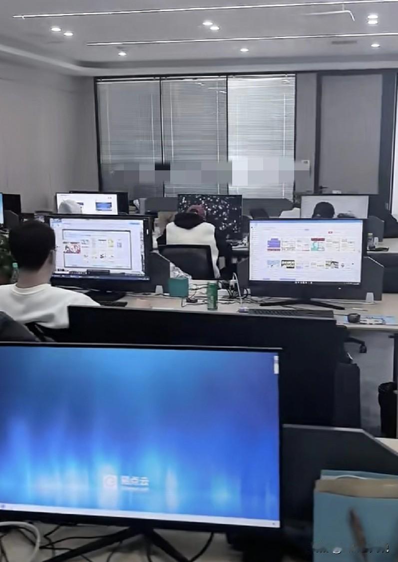 技术部门一员工三个月试用期马上就要到了，尽管我们这班提前两周就开始追部门负责人给