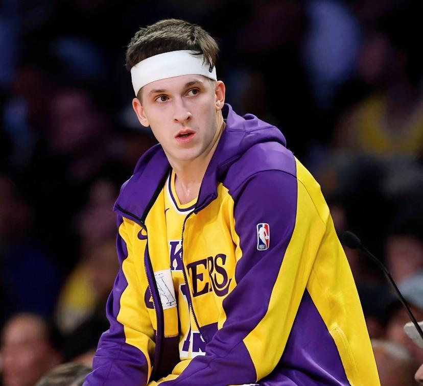 一觉醒来！NBA湖人队传来了2个不得不说的重磅消息：但这是规则允许范围内提供的