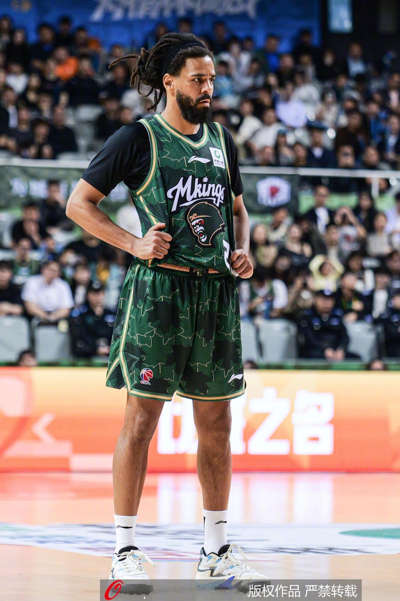 J.Cole宣布，因签证和工作原因，将结束CBA生涯。他表示，最初的计划是代表