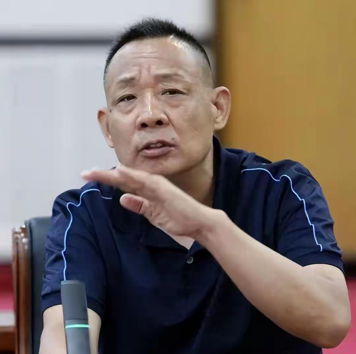 8月7日，胖东来创始人于东来宣布运营24年的许昌胖东来生活广场将于12月底闭店，