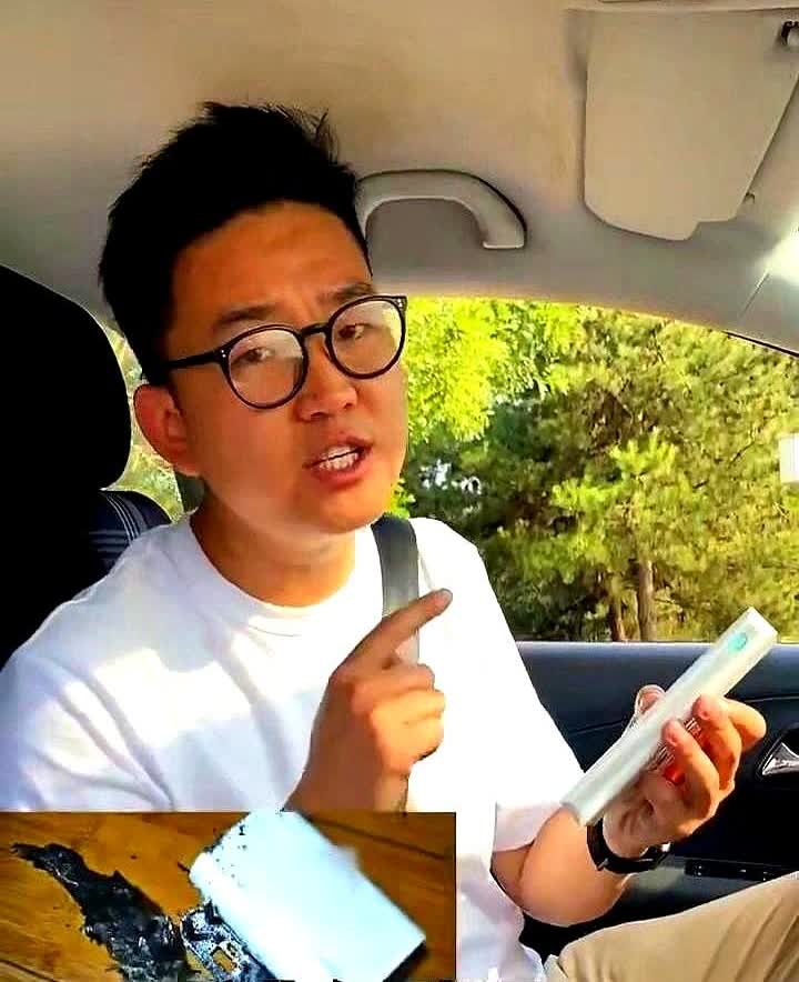 很多人停车以后直接锁车就离开了，其实这样非常危险。举个栗子，车里要是留了