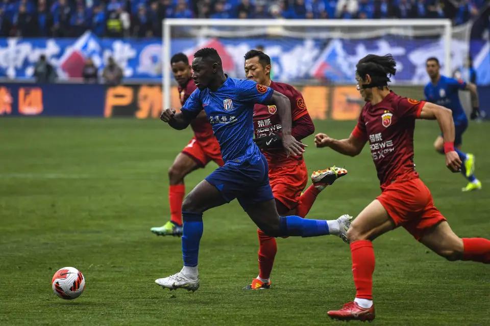 海港四连冠难了！申花迎来好机会！海港新赛季被扣除5分！要想卫冕难度不小！看来下赛