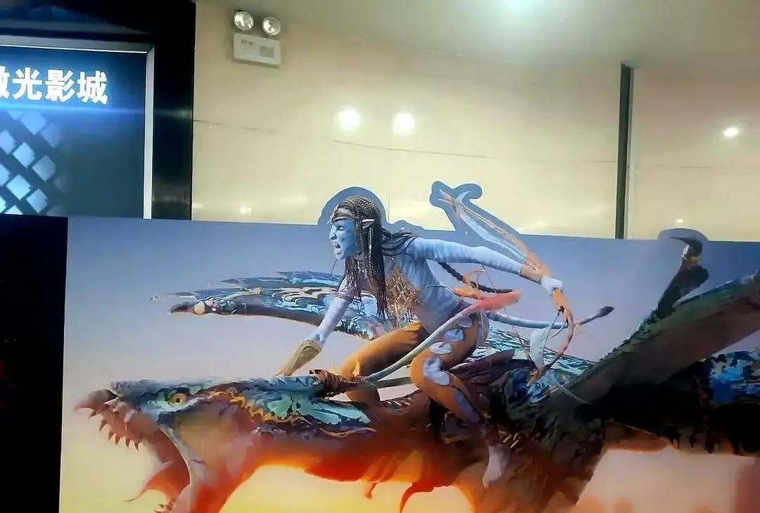 4.6亿刀砸出来的画面，值吗？刚刷完IMAX，脑子还在飘。198分钟，像被