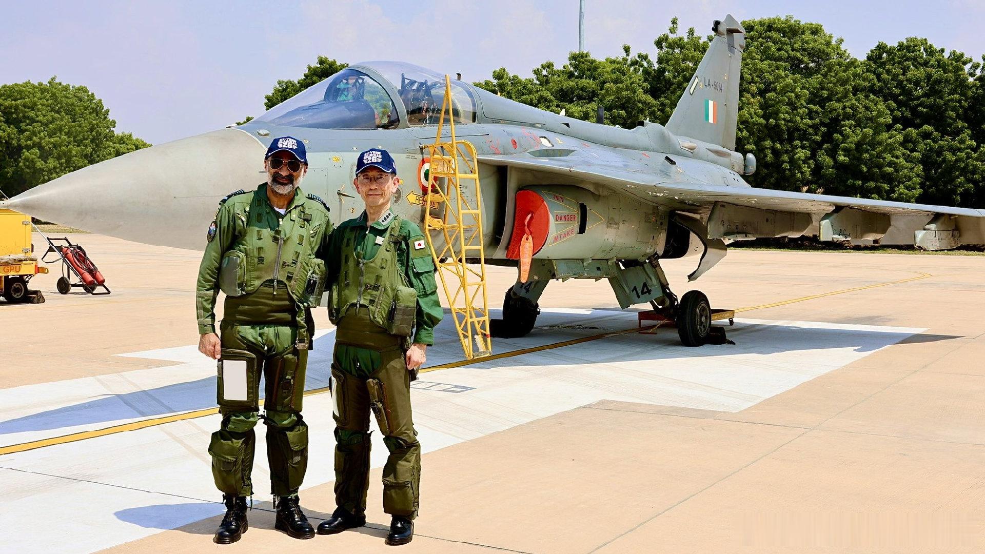 日本和印度联合训练，F-2和LCA“光辉”居然也能成为主角，一款基于F-16改进而来好不到哪去。另一