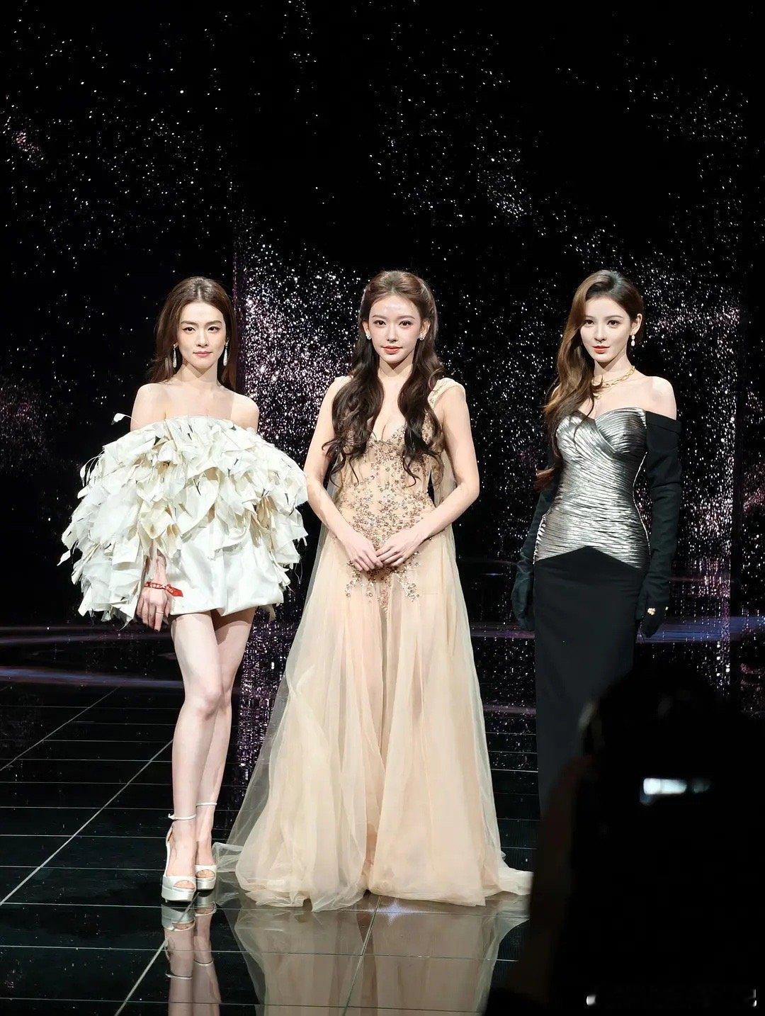 这张照片谁拍的昊宇像男人程潇头太大玉溪姐像整形医院前台